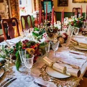 Victorian%20Christmas%20table%20square.jpg